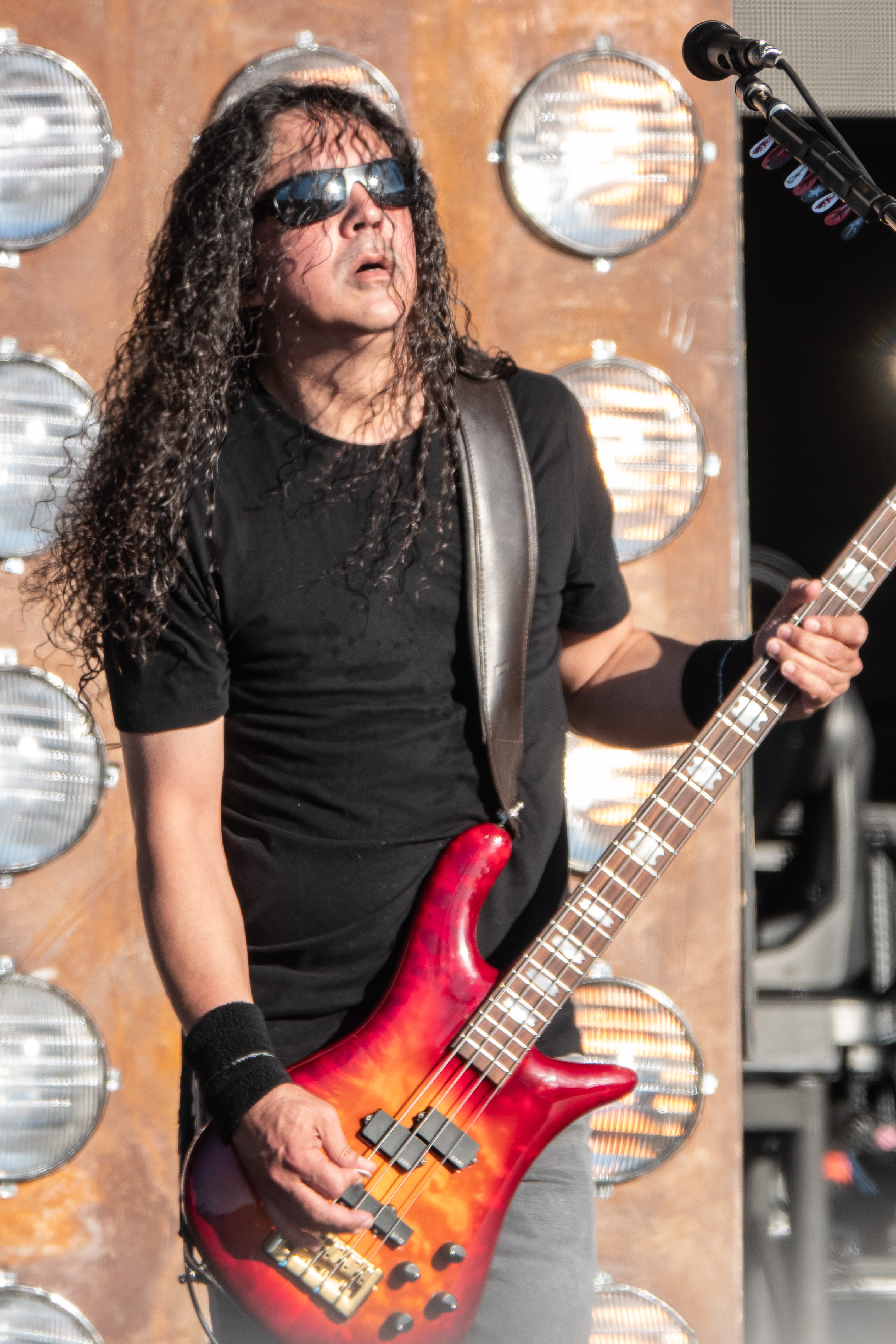 Mike Inez