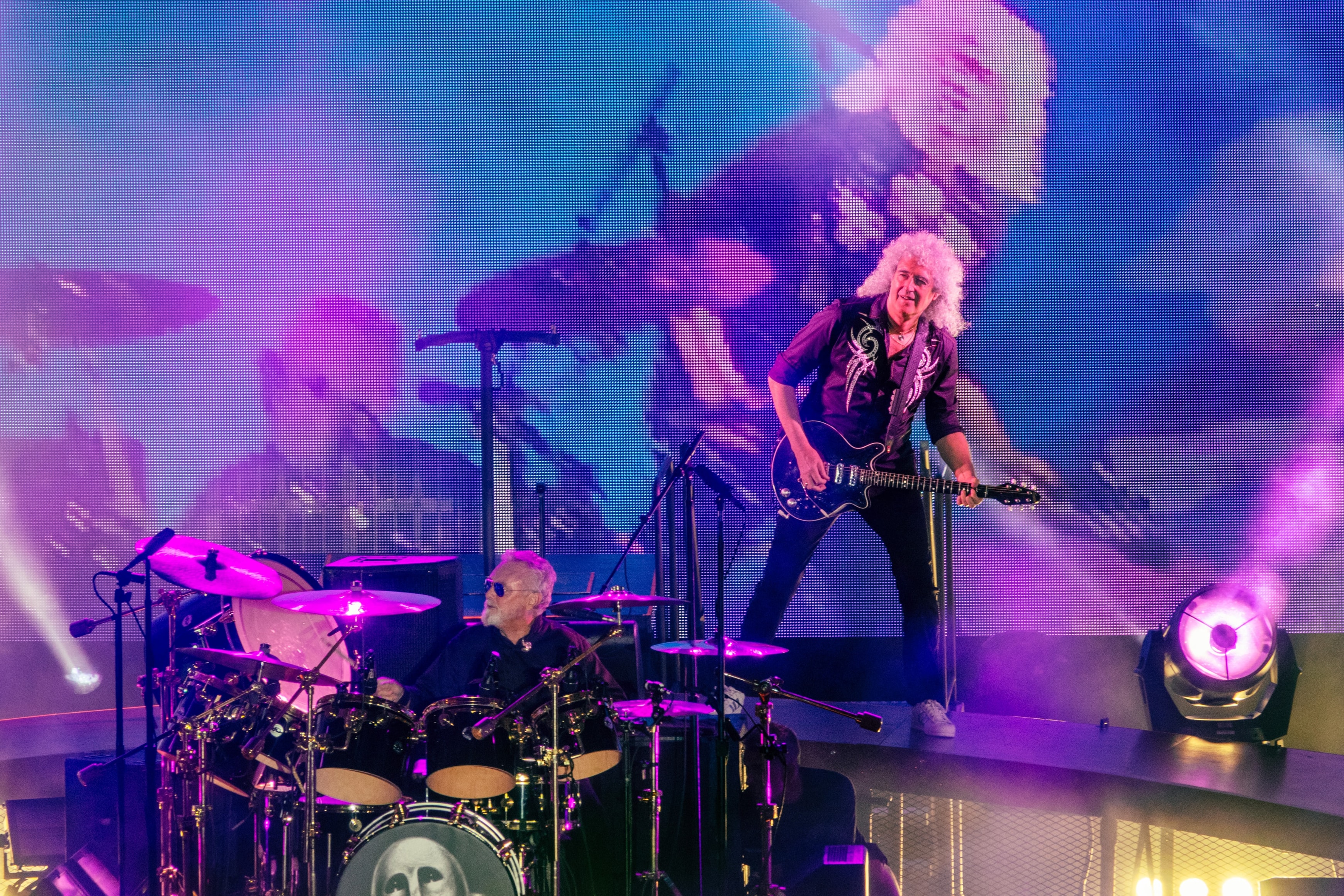 Queen + Adam Lambert