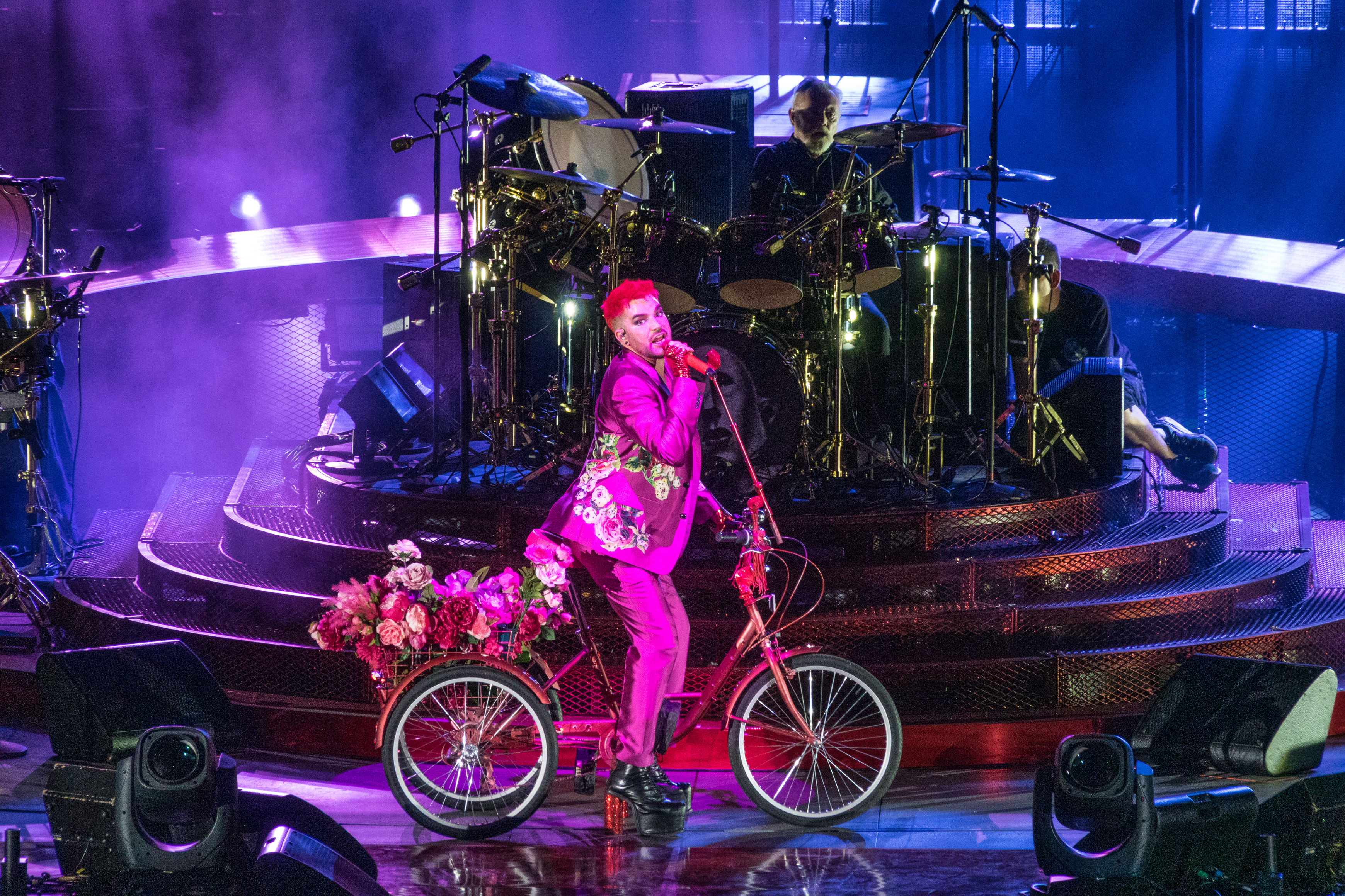 Queen + Adam Lambert