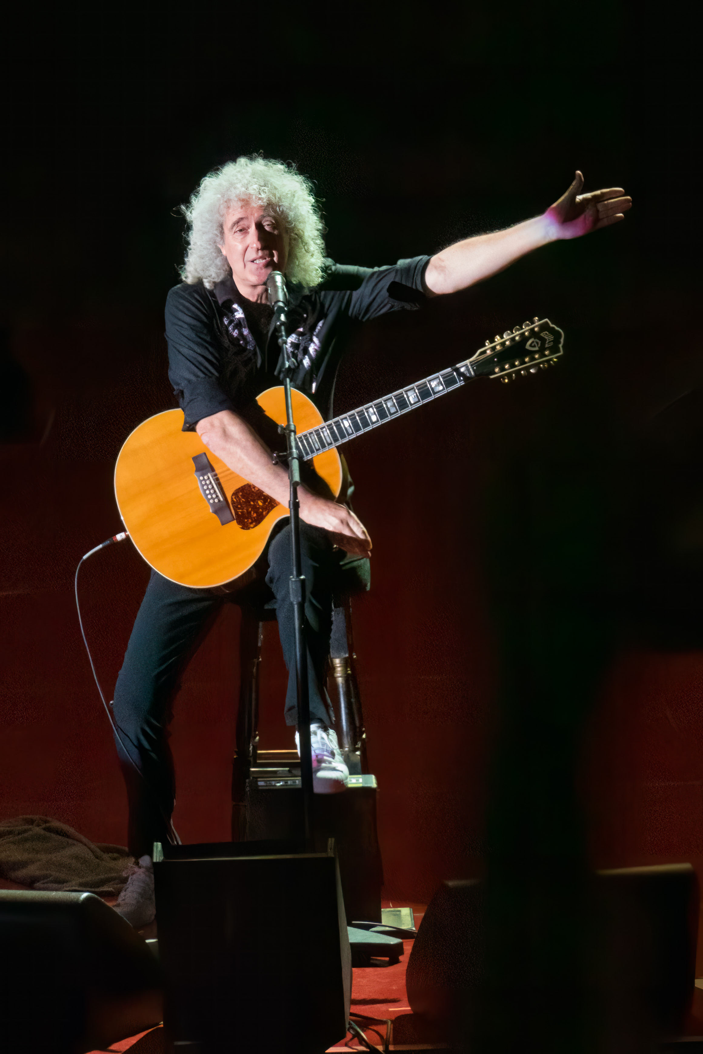 Queen + Adam Lambert